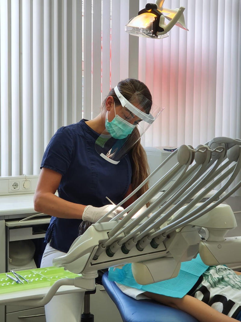 3D printed face shield for dentist